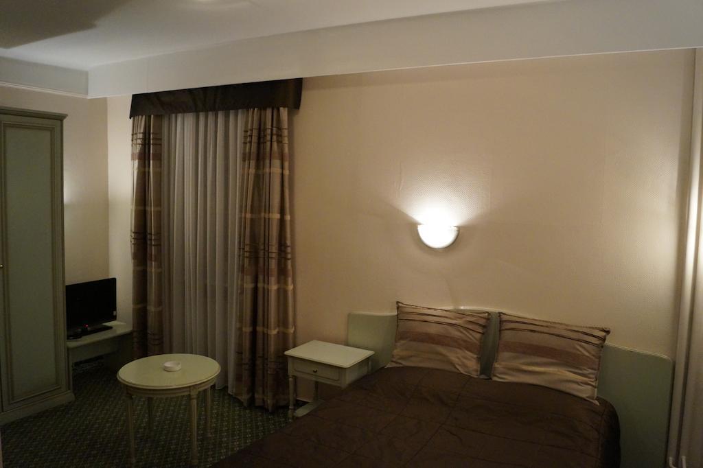 Hotel De L' Esplanade Remich Ruang foto